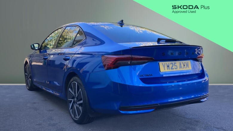 Skoda Octavia 1.5 TSI 150 e-TEC Sportline 5dr DSG Petrol Hatchback